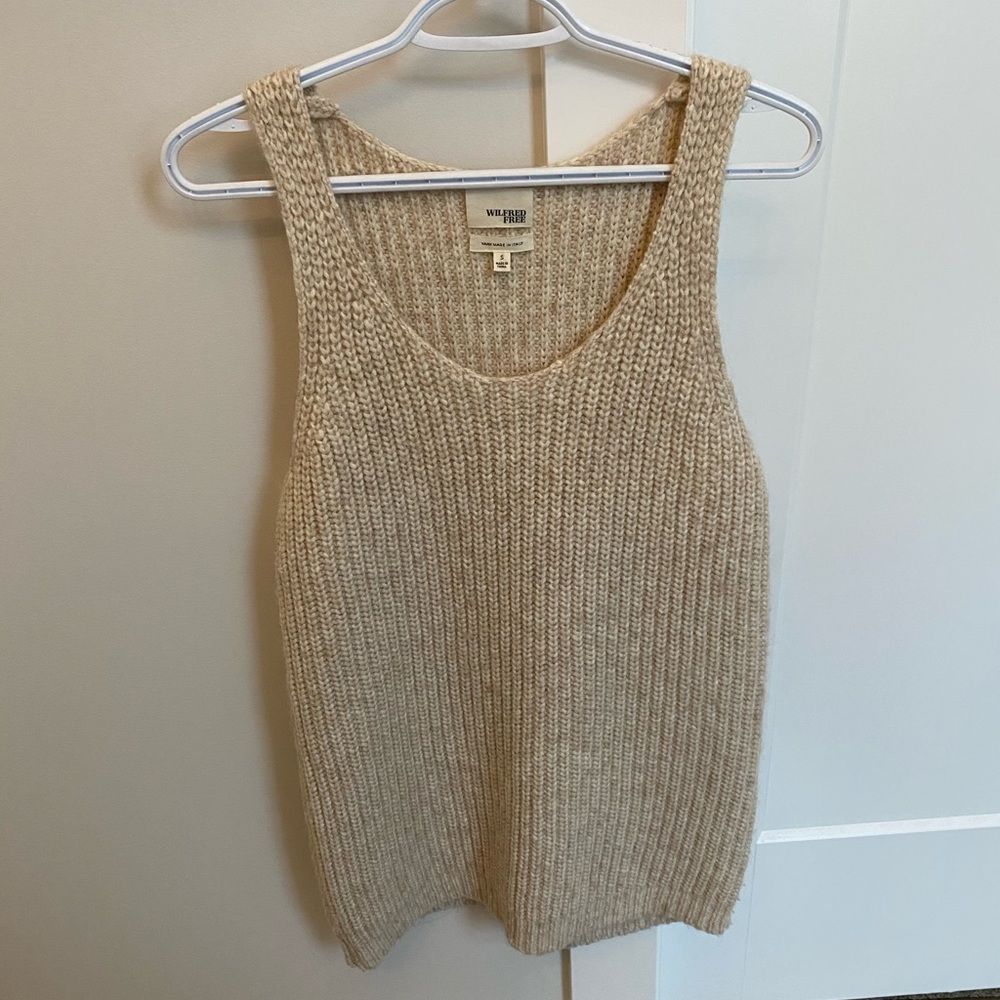 Knit top